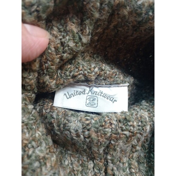 United Knitwear Vintage Green Knit Sweater Women's size M/L - Picture 5 of 10